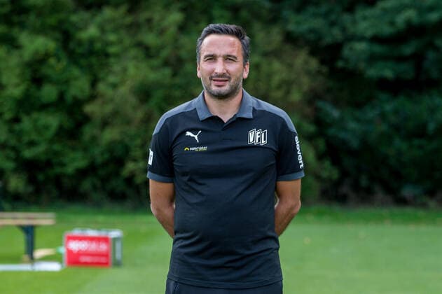 VfL Osnabrück, Portraittermin 2020 2021 22.08.2020, Romantik Hotel Aselager Mühle, Herzlake, VfL Osnabrück, Portraittermin 2020 2021 Co-Trainer Deniz Dogan; VfL Osnabrück, 2. BL, Portraittermin 2020 2021