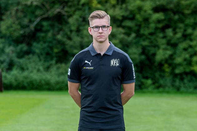 VfL Osnabrück, Portraittermin 2020 2021 22.08.2020, Romantik Hotel Aselager Mühle, Herzlake, VfL Osnabrück, Portraittermin 2020 2021 Physiotherapeut Jannik Weber; VfL Osnabrück, 2. BL, Portraittermin 2020 2021