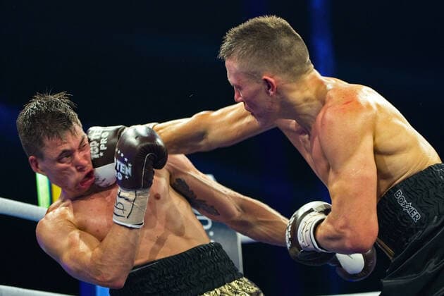 Bilder des Jahres 2020, Sport 08 August Sport Themen der Woche KW34 v.l. Dzemski, Eifert, Die IBF-Junioren-Weltmeisterschaft zwischen Tom Dzemski vs Michael Eifert - Halb Schwergewicht, SES Profi Box Veranstaltung - Seebuehne Magdeburg - Elbauenpark, 22.08.2020, GER, Magdeburg, Boxen - 22.08.20, Dzemski vs Eifert Magdeburg *** v l Dzemski, Eifert, The IBF Junior World Championship between Tom Dzemski vs Michael Eifert half heavyweight, SES Professional Boxing Event Seebuehne Magdeburg Elbauenpark, 22 08 2020, GER, Magdeburg, Boxing 22 08 20, Dzemski vs Eifert Magdeburg Copyright: xUwexKoch xEibner-Pressefotox EP_ukh