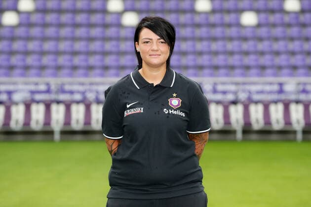 Teampraesentation Erz.Aue Fussball 2.Bundesliga Physiotherapeutin Marie Koch; FC Erzgebirge Aue; 2.Bundesliga, Porträttermin 2020 2021 , Aue, 22.08.2020, Erzgebirgsstadion, Fussball ,