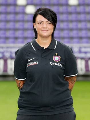 Teampraesentation Erz.Aue Fussball 2.Bundesliga Physiotherapeutin Marie Koch; FC Erzgebirge Aue; 2.Bundesliga, Porträttermin 2020 2021 , Aue, 22.08.2020, Erzgebirgsstadion, Fussball ,
