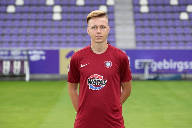 Teampraesentation Erz.Aue Fussball 2.Bundesliga Torwart Jean- Marie Plath; FC Erzgebirge Aue; 2.Bundesliga, Porträttermin 2020 2021 , Aue, 22.08.2020, Erzgebirgsstadion, Fussball ,