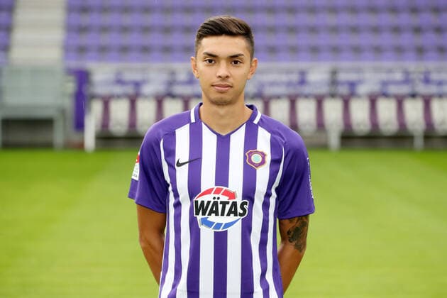 Teampraesentation Erz.Aue Fussball 2.Bundesliga John Patrick Strauß Strauss; FC Erzgebirge Aue; 2.Bundesliga, Porträttermin 2020 2021 , Aue, 22.08.2020, Erzgebirgsstadion, Fussball ,