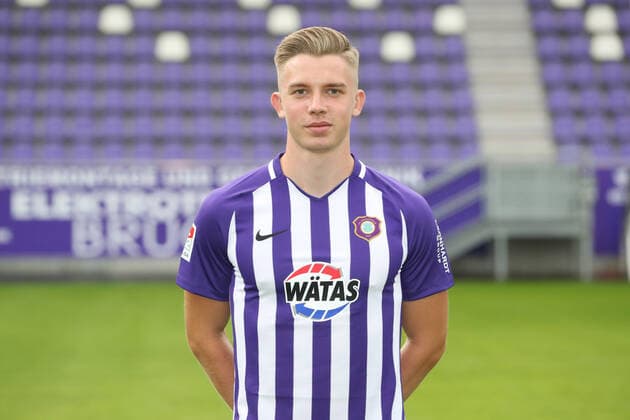Teampraesentation Erz.Aue Fussball 2.Bundesliga Erik Majetschak; FC Erzgebirge Aue; 2.Bundesliga, Porträttermin 2020 2021 , Aue, 22.08.2020, Erzgebirgsstadion, Fussball ,