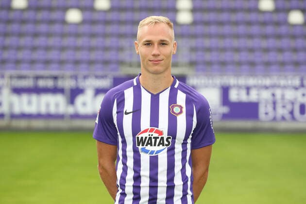 Teampraesentation Erz.Aue Fussball 2.Bundesliga Florian Krüger Krueger; FC Erzgebirge Aue; 2.Bundesliga, Porträttermin 2020 2021 , Aue, 22.08.2020, Erzgebirgsstadion, Fussball ,