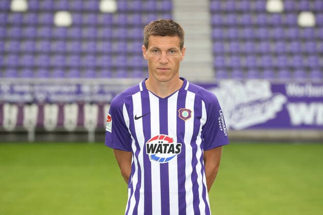 Teampraesentation Erz.Aue Fussball 2.Bundesliga Gaeton Bussmann; FC Erzgebirge Aue; 2.Bundesliga, Porträttermin 2020 2021 , Aue, 22.08.2020, Erzgebirgsstadion, Fussball ,