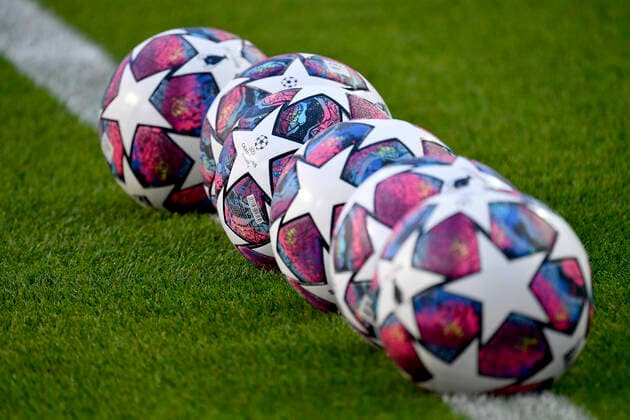 Fussball Champions League Finale Paris St. Germain - Bayern Muenchen Spielbaelle Fussball Champions League, Finale, FC Bayern Muenchen (M) - Paris St. Germain (PSG), am 23.08.2020 im Estadio da Luz in Lissabon Portugal. FOTO: Frank Hoermann SVEN SIMON Pool NO use of any use photographs as image sequences and or quasi-video Editorial Use ONLY National and International News Agencies OUT Lissabon Estadio da Luz Portugal