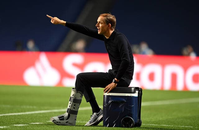 FOOTBALL : Paris Saint Germain vs Bayern Munich - Finale - UEFA Ligue des Champions - 23 08 2020 LISBON, PORTUGAL - AUGUST 23: Thomas Tuchel, Head Coach of Paris Saint-Germain gives his team instructons during the UEFA Champions League Final match between Paris Saint-Germain and Bayern Munich at Estadio do Lisboa e Benfica on August 23, 2020 in Lisbon, Portugal. Lisbonne Portugal