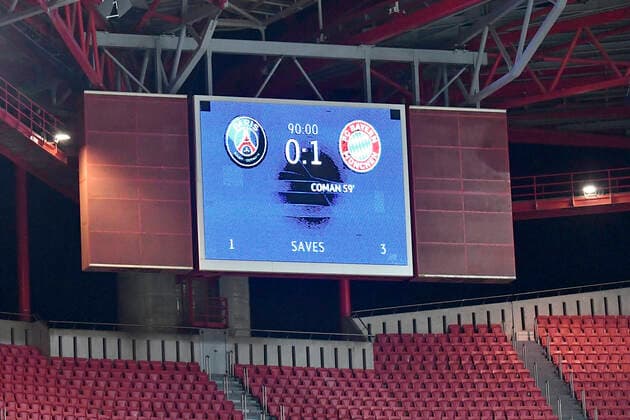 Fussball Champions League Finale Paris St. Germain - Bayern Muenchen Anzeigentafel mit Endergebnis 0:1 Fussball Champions League, Finale, Paris St. Germain (PSG) - FC Bayern Muenchen (M), am 23.08.2020 im Estadio da Luz in Lissabon Portugal. FOTO: Frank Hoermann SVEN SIMON Pool NO use of any use photographs as image sequences and or quasi-video Editorial Use ONLY National and International News Agencies OUT Lissabon Estadio da Luz Portugal