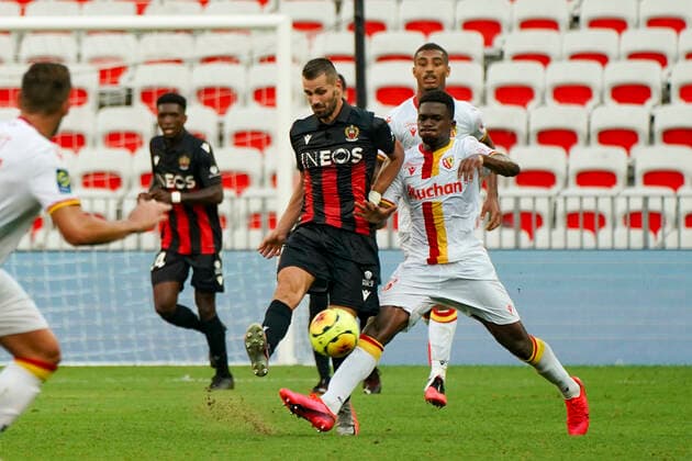 Morgan Schneiderlin (OGC Nice) FOOTBALL : OGC Nice vs Lens - Ligue 1 Uber eats - Nice - 23 08 2020 NorbertScanella PanoramiC 