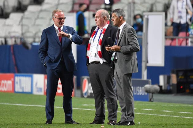 Fussball Champions League Finale Paris St. Germain - Bayern Muenchen 0-1 v.li:Karl Heinz RUMMENIGGE, (Vorstandsvorsitzender),Uli HOENESS (Höness,Ehrenpraesident Bayern Muenchen), Herbert HAINER (Praesident Bayern Muenchen). Fussball Champions League, Finale, Paris St. Germain (PSG)-FC Bayern Muenchen (M) 0-1 am 23.08.2020 im Estadio da Luz in Lissabon Portugal. FOTO: Frank Hoermann SVEN SIMON Pool NO use of any use photographs as image sequences and or quasi-video Editorial Use ONLY National and International News Agencies OUT Lissabon Estadio da Luz Portugal