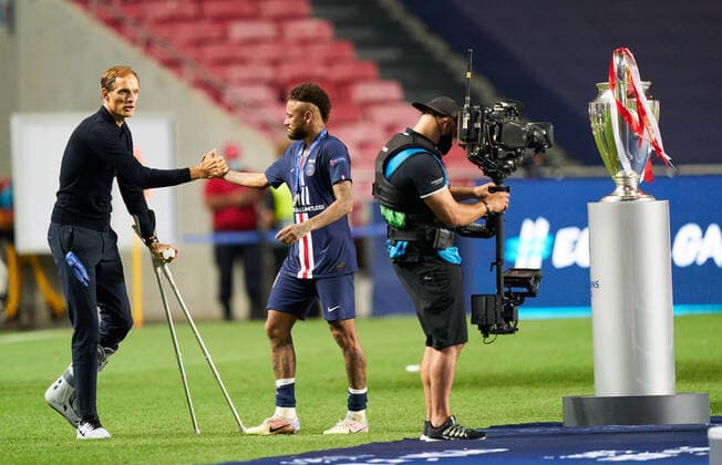Final Football UEFA Champions League FC BAYERN MUENCHEN - PARIS SAINT GERMAIN (PSG) 1-0 Lisbon, Lissabon, Portugal, 23rd August 2020. Thomas TUCHEL, PSG Trainer NEYMAR, PSG 10 sad team FCB win the trophy in the final match UEFA Champions League, final tournament FC BAYERN MUENCHEN - PARIS ST. GERMAIN (PSG) 1-0 in season 2019 2020, FCB, Photographer: Peter Schatz Pool - UEFA REGULATIONS PROHIBIT ANY USE OF PHOTOGRAPHS as IMAGE SEQUENCES and or QUASI-VIDEO - National and international News-Agencies OUT Editorial Use ONLY Lisbon Estadio da Luz de Benfica Portugal
