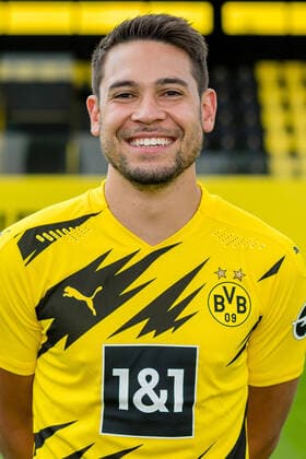 Offizieller Fototermin Borussia Dortmund 2020 Raphael Guerreiro; Borussia Dortmund; 1.BL, Porträttermin 2020 2021 Foto: Alexandre Simoes BVB via TEAM2sportphoto Dortmund Nordrhein-Westfalen Deutschland *** Borussia Dortmund 2020 Raphael Guerreiro Borussia Dortmund 1 BL, portrait date 2020 2021 photo Alexandre Simoes BVB via TEAM2sportphoto Dortmund Nordrhein Westfalen Germany Poolfoto TEAM2sportphoto ,EDITORIAL USE ONLY