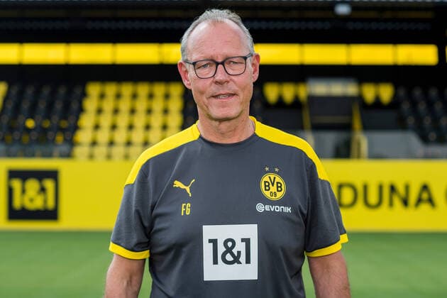 Offizieller Fototermin Borussia Dortmund 2020 Zeugwart Frank Graefen; Borussia Dortmund; 1.BL, Porträttermin 2020 2021 Foto: Alexandre Simoes BVB via TEAM2sportphoto Dortmund Nordrhein-Westfalen Deutschland