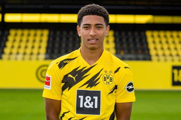 Offizieller Fototermin Borussia Dortmund 2020 Jude Bellingham; Borussia Dortmund; 1.BL, Porträttermin 2020 2021 Foto: Alexandre Simoes BVB via TEAM2sportphoto Dortmund Nordrhein-Westfalen Deutschland