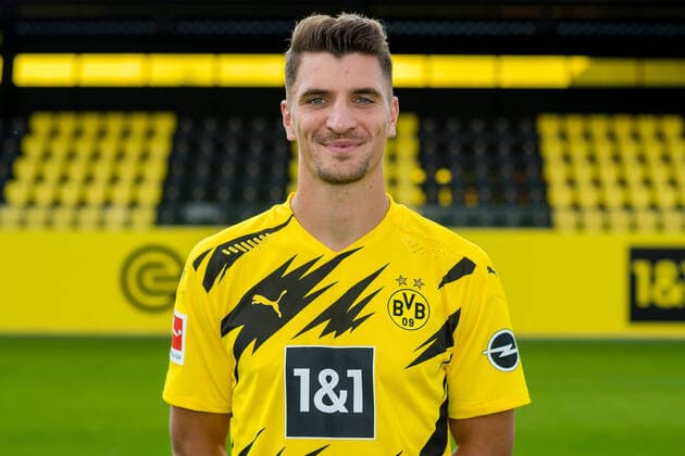 Offizieller Fototermin Borussia Dortmund 2020 Thomas Meunier; Borussia Dortmund; 1.BL, Porträttermin 2020 2021 Foto: Alexandre Simoes BVB via TEAM2sportphoto Dortmund Nordrhein-Westfalen Deutschland