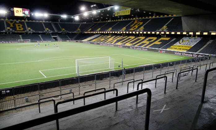 Foto Manuel Geisser 26.08.2020 Bern : Wankdorf Stadion Bern Saison 2020 2021 Herren Fussball Champions League 2. Qualifikations Runde BSC Young Boys Bern - Kl Klaksvik Stehplätze der YB Fans im Wankdorf Stadion Bern