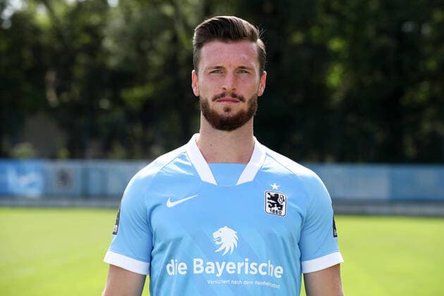 25.08.2020, Fussball 3. Bundesliga, TSV 1860 München Portraitfotos 25.08.2020, Fussball 3. Bundesliga 2020 2021, TSV 1860 München, Porträttermin an der Grünwalderstrasse. Quirin Moll (TSV 1860 München). München Deutschland