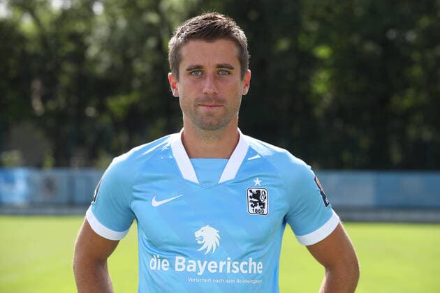 25.08.2020, Fussball 3. Bundesliga, TSV 1860 München Portraitfotos 25.08.2020, Fussball 3. Bundesliga 2020 2021, TSV 1860 München, Porträttermin an der Grünwalderstrasse. Stefan Lex (TSV 1860 München). München Deutschland