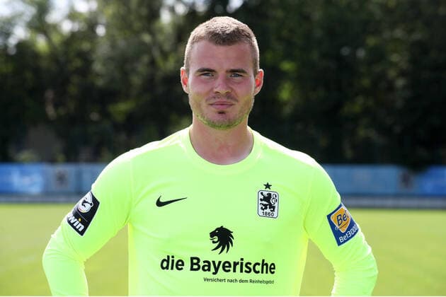 25.08.2020, Fussball 3. Bundesliga, TSV 1860 München Portraitfotos 25.08.2020, Fussball 3. Bundesliga 2020 2021, TSV 1860 München, Porträttermin an der Grünwalderstrasse. Torwart György Szekely (TSV 1860 München). München Deutschland