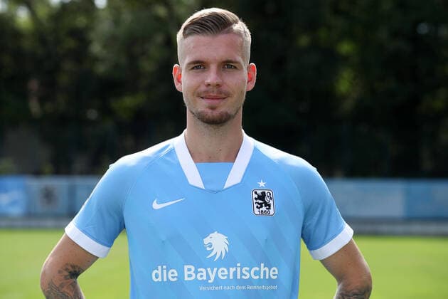 25.08.2020, Fussball 3. Bundesliga, TSV 1860 München Portraitfotos 25.08.2020, Fussball 3. Bundesliga 2020 2021, TSV 1860 München, Porträttermin an der Grünwalderstrasse. Daniel Wein (1860 München). München Deutschland