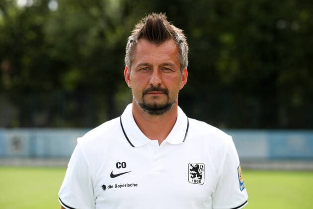 25.08.2020, Fussball 3. Bundesliga, TSV 1860 München Portraitfotos 25.08.2020, Fussball 3. Bundesliga 2020 2021, TSV 1860 München, Porträttermin an der Grünwalderstrasse. Co-Trainer Oliver Beer (TSV 1860 München) München Deutschland