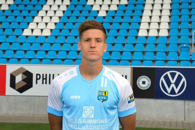 CFC Mannschaftsfoto 27.08.2020 Chemnitz, Stadion an der Gellertstrasse, Fussball , Regionalliga Nordost, CFC Mannschaftsfoto der Saison 2020 2021 Lukas Aigner . Chemnitz Sachsen BRD