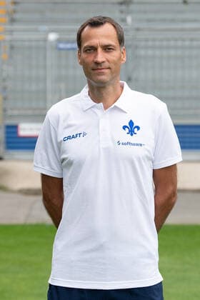 27.08.2020, xfux, Fussball 2.Bundesliga, SV Darmstadt 98, 2.BL, Porträttermin 2020 2021, Fototermin, emonline, emspor, deloka, v.l. Co Trainer Kai Peter Schmitz; SV Darmstadt 98; 2.BL; Porträttermin 2020 2021 Darmstadt