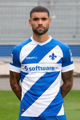 27.08.2020, xfux, Fussball 2.Bundesliga, SV Darmstadt 98, 2.BL, Porträttermin 2020 2021, Fototermin, emonline, emspor, deloka, v.l. Victor Palsson P‡lsson; SV Darmstadt 98; 2.BL; Porträttermin 2020 2021 Darmstadt