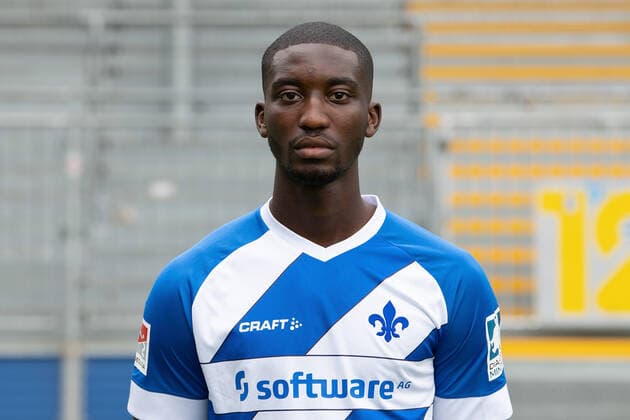 27.08.2020, xfux, Fussball 2.Bundesliga, SV Darmstadt 98, 2.BL, Porträttermin 2020 2021, Fototermin, emonline, emspor, deloka, v.l. Patric Pfeiffer; SV Darmstadt 98; 2.BL; Porträttermin 2020 2021 Darmstadt