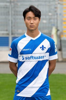 27.08.2020, xfux, Fussball 2.Bundesliga, SV Darmstadt 98, 2.BL, Porträttermin 2020 2021, Fototermin, emonline, emspor, deloka, v.l. Seung-ho Paik; SV Darmstadt 98; 2.BL; Porträttermin 2020 2021 Darmstadt
