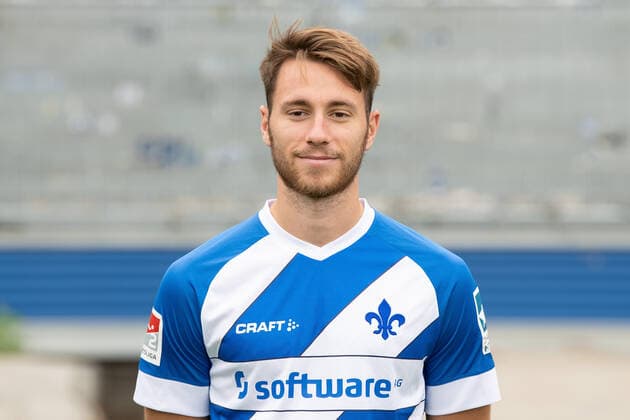27.08.2020, xfux, Fussball 2.Bundesliga, SV Darmstadt 98, 2.BL, Porträttermin 2020 2021, Fototermin, emonline, emspor, deloka, v.l. Matthias Bader; SV Darmstadt 98; 2.BL; Porträttermin 2020 2021 Darmstadt