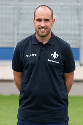 27.08.2020, xfux, Fussball 2.Bundesliga, SV Darmstadt 98, 2.BL, Porträttermin 2020 2021, Fototermin, emonline, emspor, deloka, v.l. Betreuer Matthias Neumann; SV Darmstadt 98; 2.BL; Porträttermin 2020 2021 Darmstadt