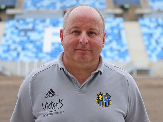 28.08.2020, xklex, Fussball 3.Liga, 1.FC Saarbruecken - Fototermin 2020 21 PortraÌˆttermin 2020 2021, emspor, v.l. Zeugwart Ruediger Schmidt (1.FC Saarbruecken) Saarbruecken