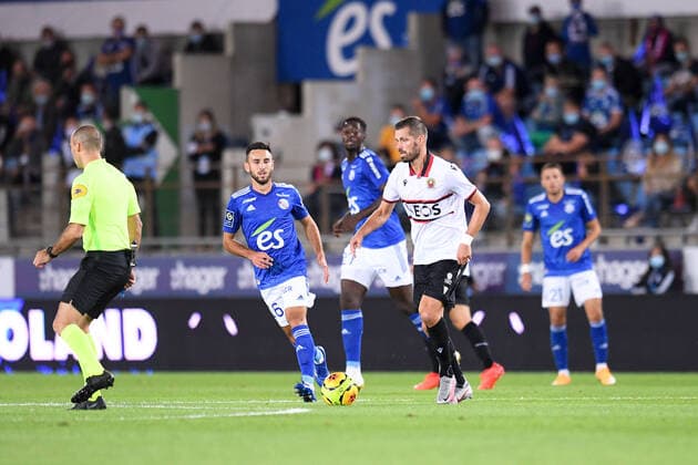 06 MORGAN SCHNEIDERLIN (NICE) - 26 ADRIEN THOMASSON (STRA) FOOTBALL : Strasbourg vs Nice - Ligue 1 Uber Eats - 29 08 2020 FEP Panoramic 