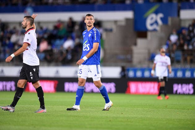 25 LUDOVIC AJORQUE (STRA) FOOTBALL : Strasbourg vs Nice - Ligue 1 Uber Eats - 29 08 2020 FEP Panoramic 