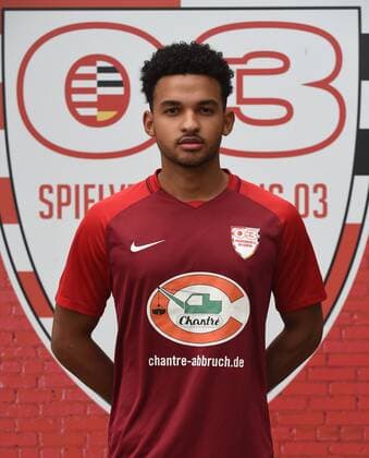 30.08.2020 Neu-Ienburg, Sportpark Spvgg.03 Neu-Isenburg - Fototermin Portrait Saison 2020 2021 Emanuel Essome (27, Spvgg. 03 Neu-Isenburg )