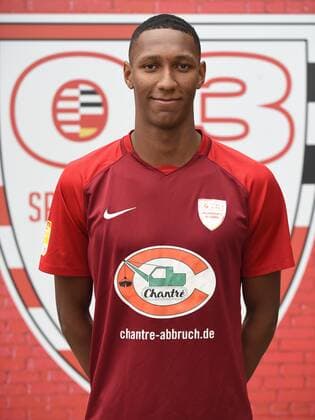 30.08.2020 Neu-Ienburg, Sportpark Spvgg.03 Neu-Isenburg - Fototermin Portrait Saison 2020 2021 Robert Metzler l (5, Spvgg. 03 Neu-Isenburg)