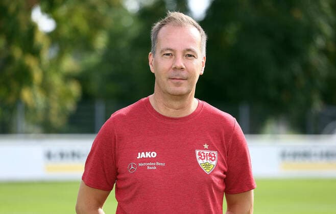 27.08.20 U19 VfB Stuttgart Fototermin Saison 2020 2011 Deutschland, Stuttgart, 27.08.2020, Fussball, A-Junioren Bundesliga Süd Südwest, Saison 2020 2021, U19 VfB Stuttgart Fototermin: Volker Digulla (Teambetreuer).