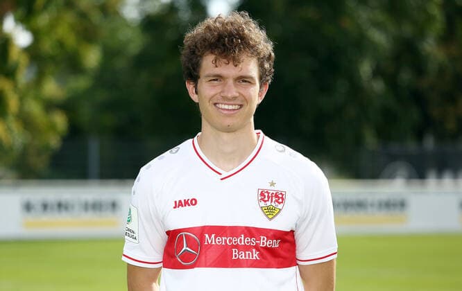 27.08.20 U19 VfB Stuttgart Fototermin Saison 2020 2011 Deutschland, Stuttgart, 27.08.2020, Fussball, A-Junioren Bundesliga Süd Südwest, Saison 2020 2021, U19 VfB Stuttgart Fototermin: Jordan Meyer.