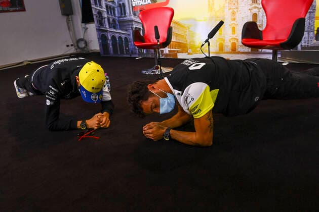 Sport Bilder des Tages Motorsports: FIA Formula One World Championship, WM, Weltmeisterschaft 2020, Grand Prix of Italy Motorsports: FIA Formula One World Championship 2020, Grand Prix of Italy, 31 Esteban Ocon (FRA, Renault DP World F1 Team), 3 Daniel Ricciardo (AUS, Renault DP World F1 Team),