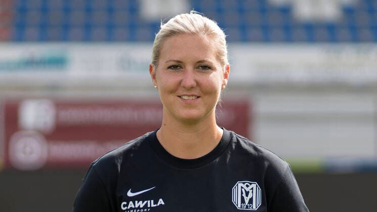 01.09.2020, Hänsch Arena, Meppen, SV Meppen; 3.Liga, Porträttermin 2020 2021, Physiotherapeutin Melanie Hubert; SV Meppen, 3. Liga, Porträttermin 2020 2021, DFL REGULATIONS PROHIBIT ANY USE OF PHOTOGRAPHS AS IMAGE SEQUENCES AND OR QUASI-VIDEO. Meppen Niedersachsen Germany Hänsch Arena