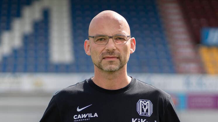 01.09.2020, Hänsch Arena, Meppen, SV Meppen; 3.Liga, Porträttermin 2020 2021, Mannschaftsarzt Sebastian Gierets; SV Meppen, 3. Liga, Porträttermin 2020 2021, DFL REGULATIONS PROHIBIT ANY USE OF PHOTOGRAPHS AS IMAGE SEQUENCES AND OR QUASI-VIDEO. Meppen Niedersachsen Germany Hänsch Arena
