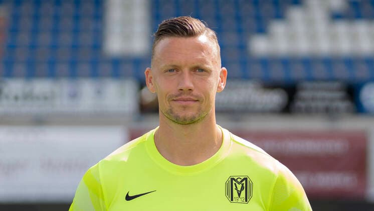 01.09.2020, Hänsch Arena, Meppen, SV Meppen; 3.Liga, Porträttermin 2020 2021, Torwart Erik Domaschke; SV Meppen, 3. Liga, Porträttermin 2020 2021, DFL REGULATIONS PROHIBIT ANY USE OF PHOTOGRAPHS AS IMAGE SEQUENCES AND OR QUASI-VIDEO. Meppen Niedersachsen Germany Hänsch Arena