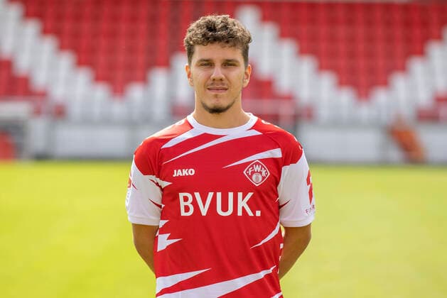 Umut Uenlue, FC Würzburger Kickers, 2. Bundesliga, Porträttermin 2020 2021, Copyright: HMBxMedia xHeikoxBecker