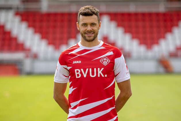 Robert Herrmann, FC Würzburger Kickers, 2. Bundesliga, Porträttermin 2020 2021, Copyright: HMBxMedia xHeikoxBecker