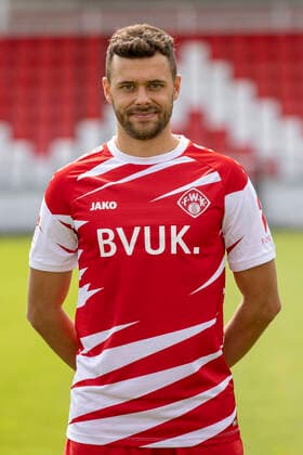 Robert Herrmann, FC Würzburger Kickers, 2. Bundesliga, Porträttermin 2020 2021, Copyright: HMBxMedia xHeikoxBecker