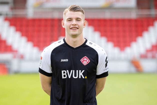 Vincent Mueller, FC Würzburger Kickers, 2. Bundesliga, Porträttermin 2020 2021, Copyright: HMBxMedia xHeikoxBecker