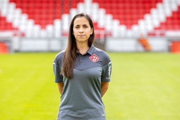Christina Mora Llaveria (Physiotherapeutin), FC Würzburger Kickers, 2. Bundesliga, Porträttermin 2020 2021, Copyright: HMBxMedia xHeikoxBecker