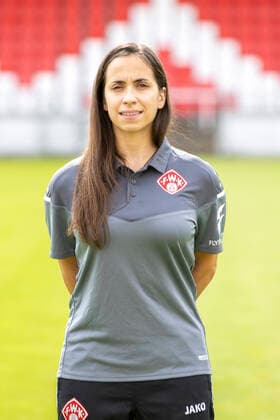 Christina Mora Llaveria (Physiotherapeutin), FC Würzburger Kickers, 2. Bundesliga, Porträttermin 2020 2021, Copyright: HMBxMedia xHeikoxBecker